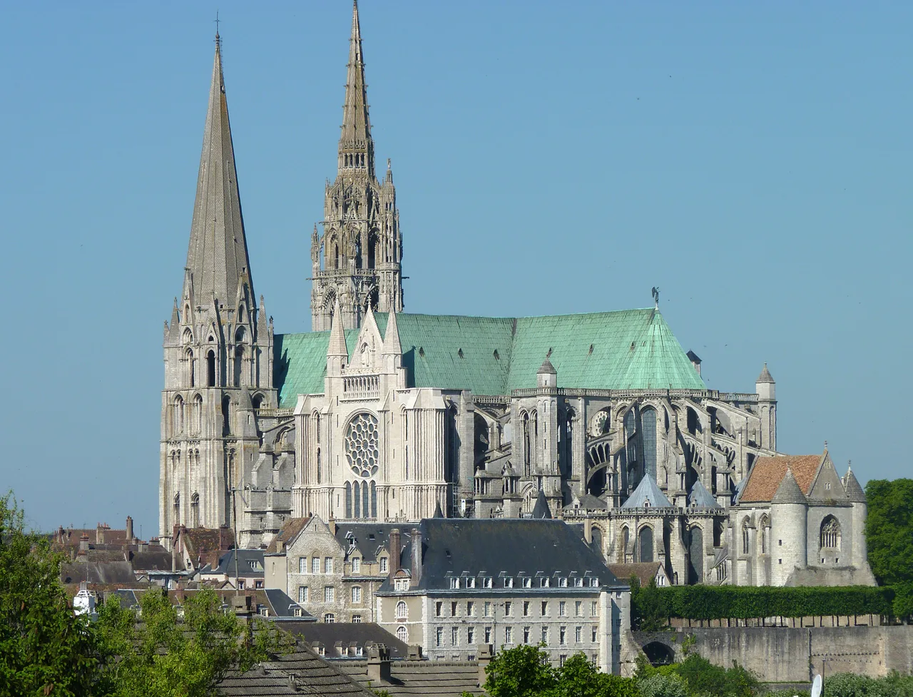 The two towers of Chartres Cathedral and the flying buttresses along its flank
