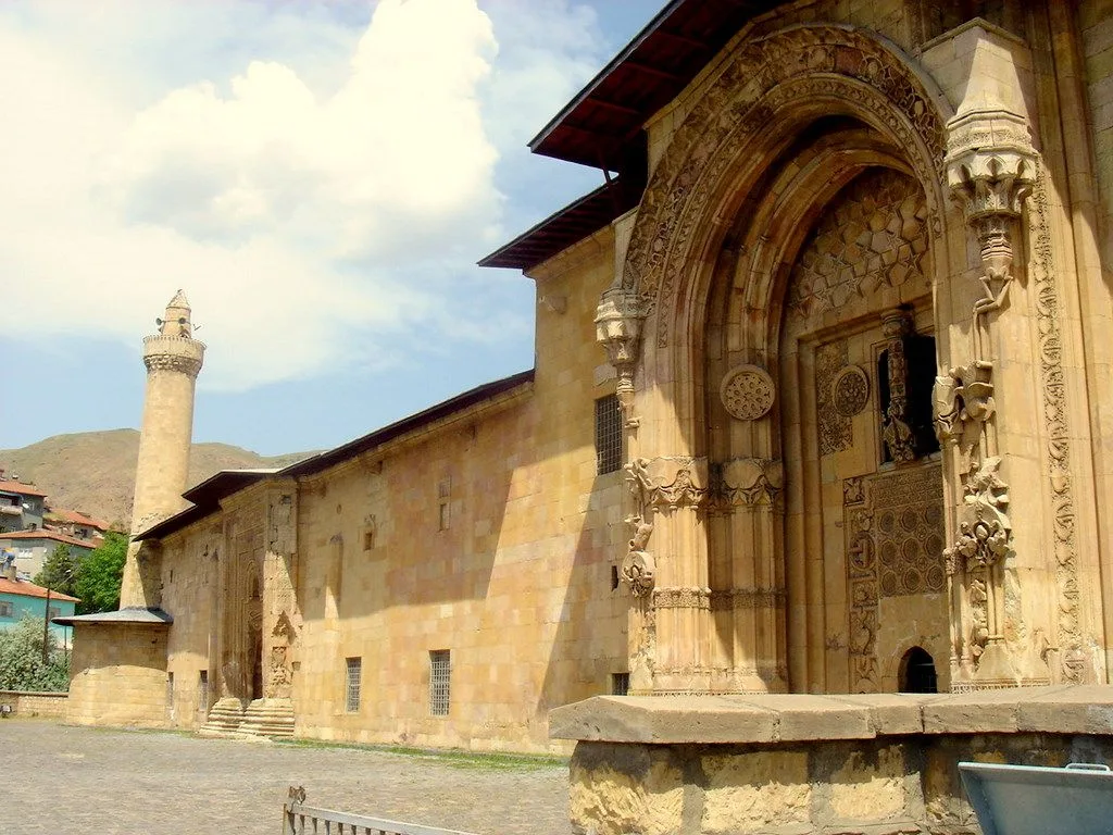 The crown portal of the Divriği Hospital, carved with deep three-dimensional stone reliefs