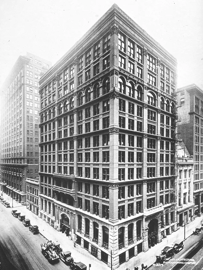 Historic photograph of the 10-storey Home Insurance Building in Chicago