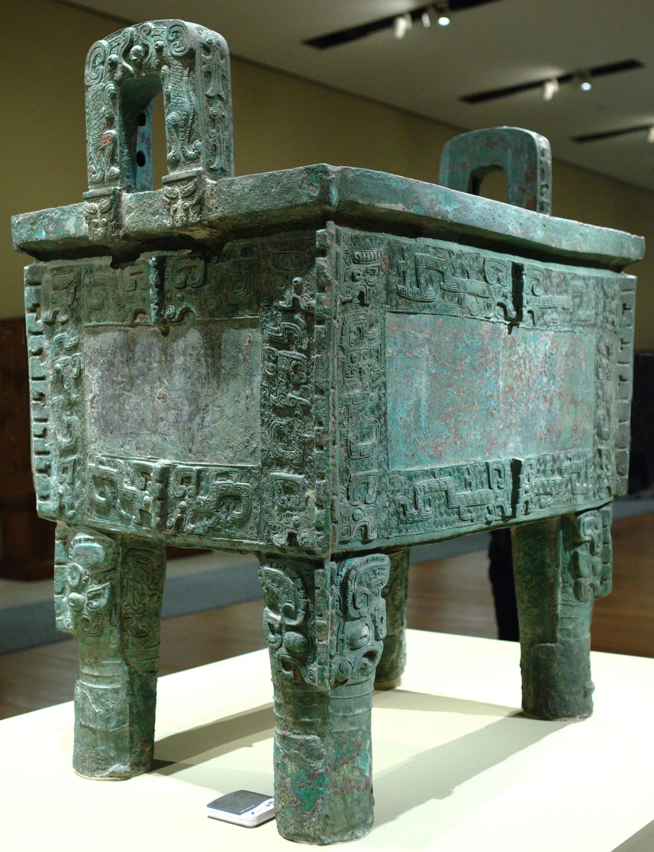 The Houmuwu ding — a four-legged rectangular bronze ritual cauldron of the Shang period, weighing 832 kg
