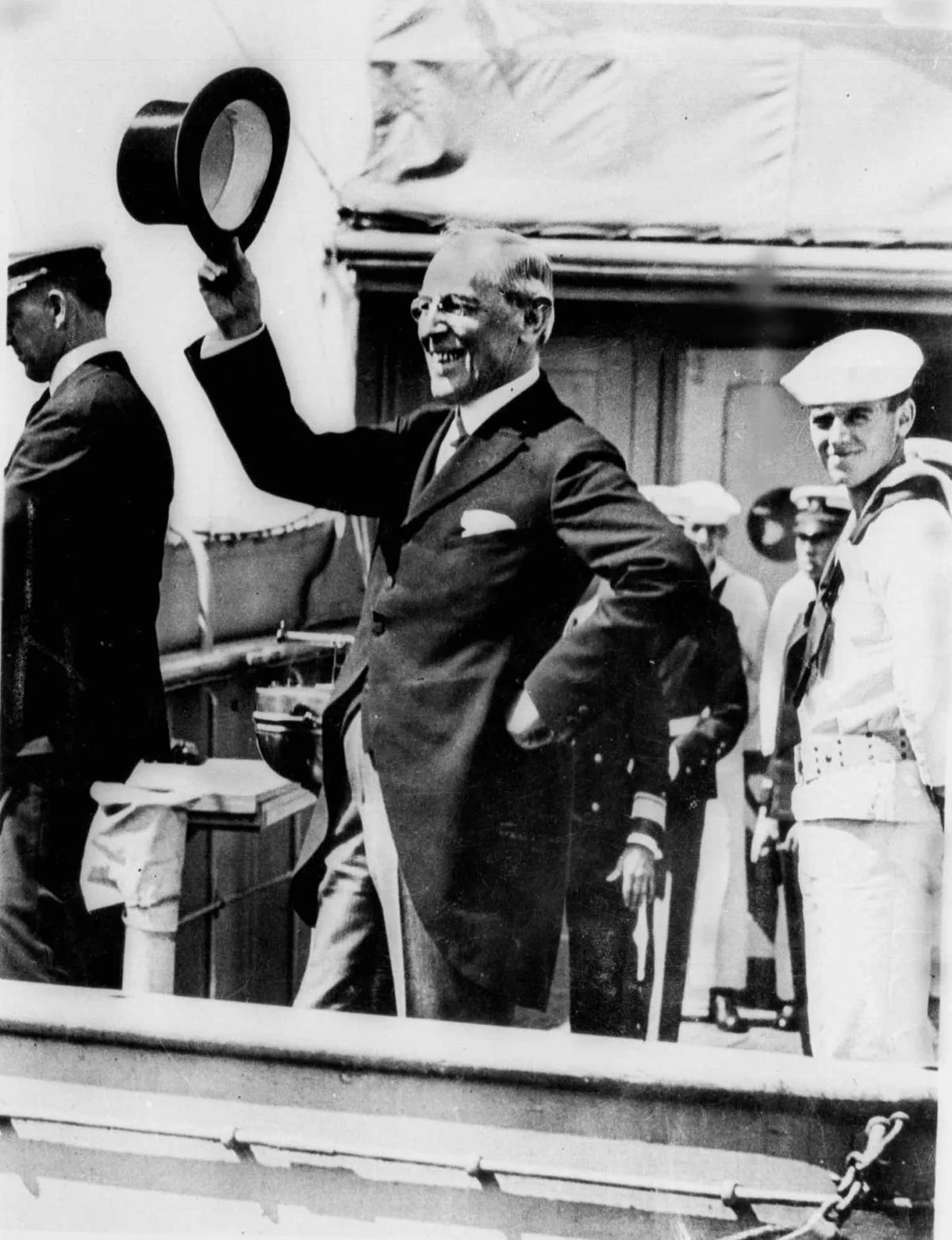 Woodrow Wilson Versay Barış Konferansı'ndan döndükten sonra, 1919