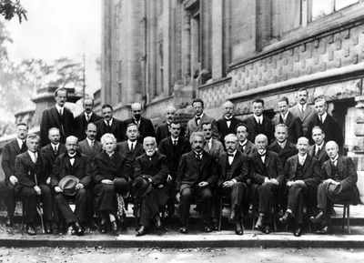 Group photograph of the 1927 Solvay Conference: twenty-nine physicists in three rows