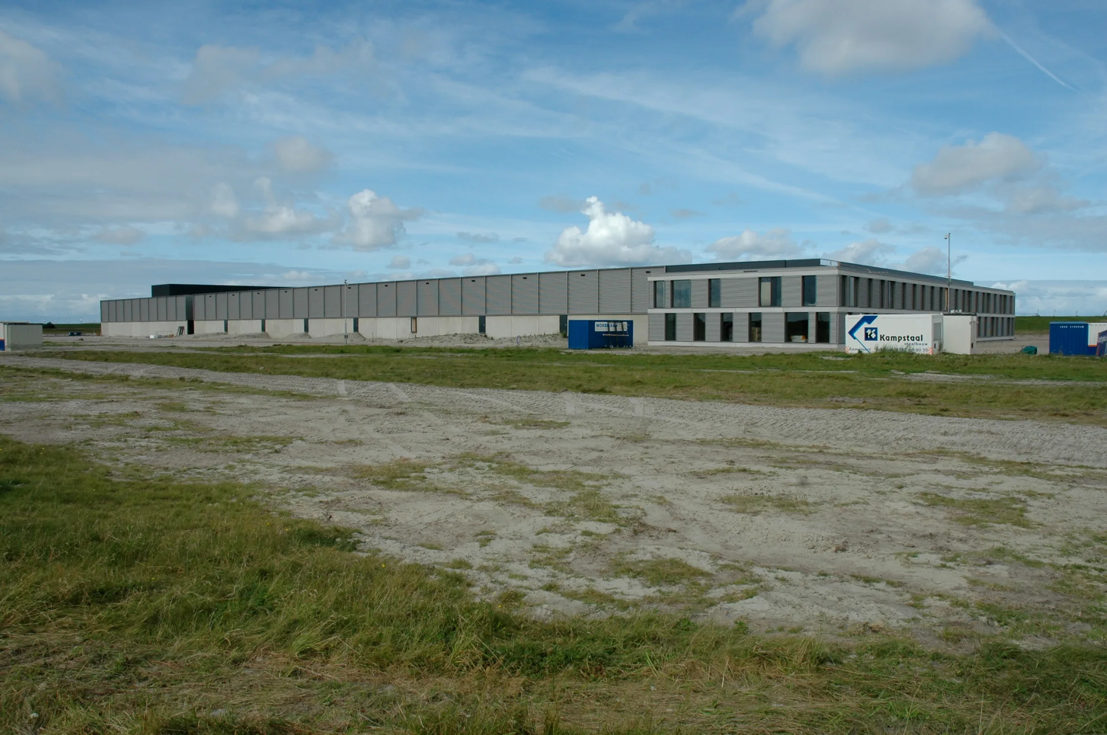 A Google data centre photographed in 2007: rows of server racks and bundled cabling